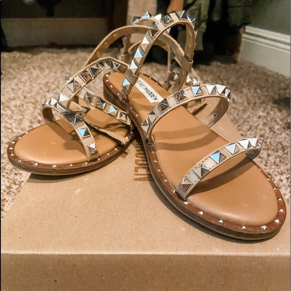 Steve Madden travel tan sandals - Picture 2 of 2